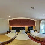 Hotel Vois 4*