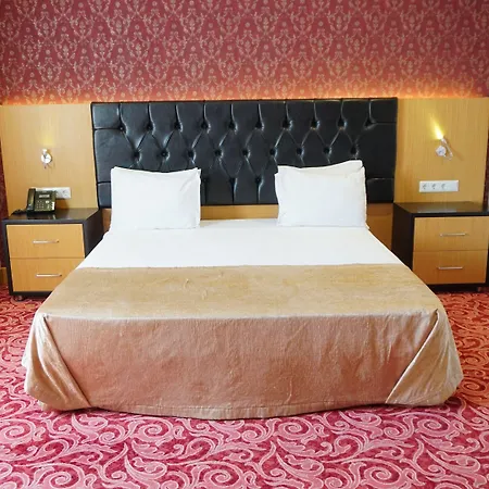 Vois Hotel 4*